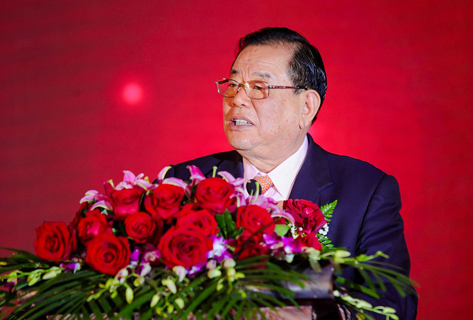 德業(yè)人將用心堅守使命,<br>為實現(xiàn)夢想不懼櫛風沐雨、砥礪前行。